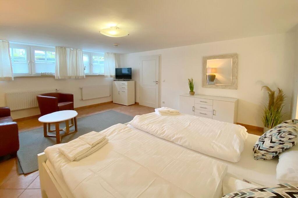 Apartment Ferienwohnung, App 17 *